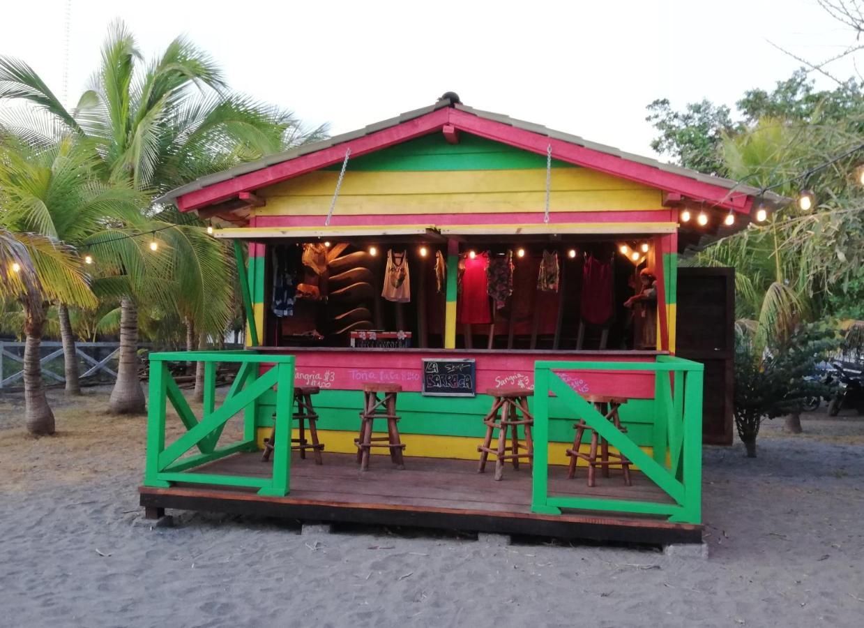 ホテル Tapas & Surf Petacaltepe エクステリア 写真