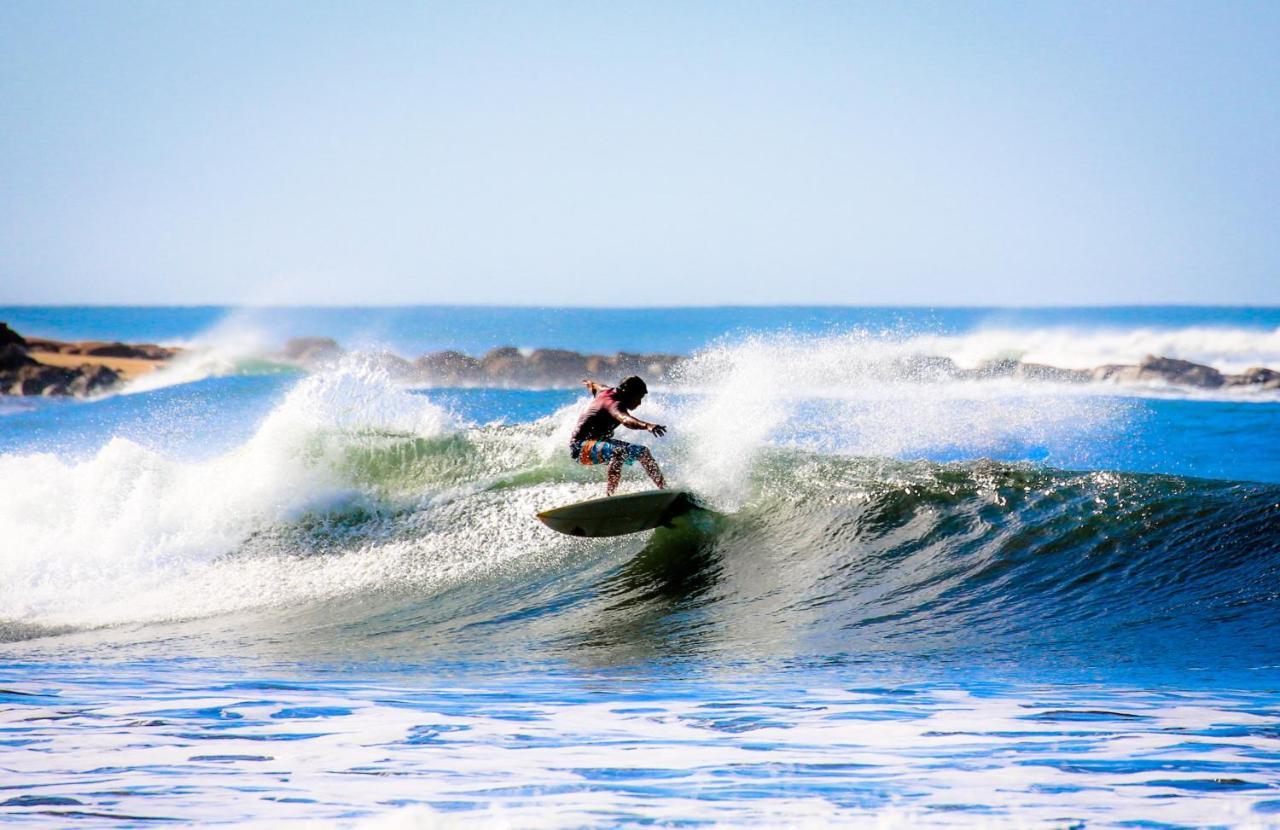 ホテル Tapas & Surf Petacaltepe エクステリア 写真
